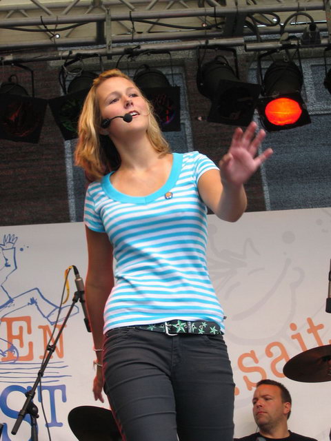 gal/2007/2007 Ruettenscheider Kinderfest/2007 Saitentwist Ruettenscheider Kinderfest 1.9. 153.jpg